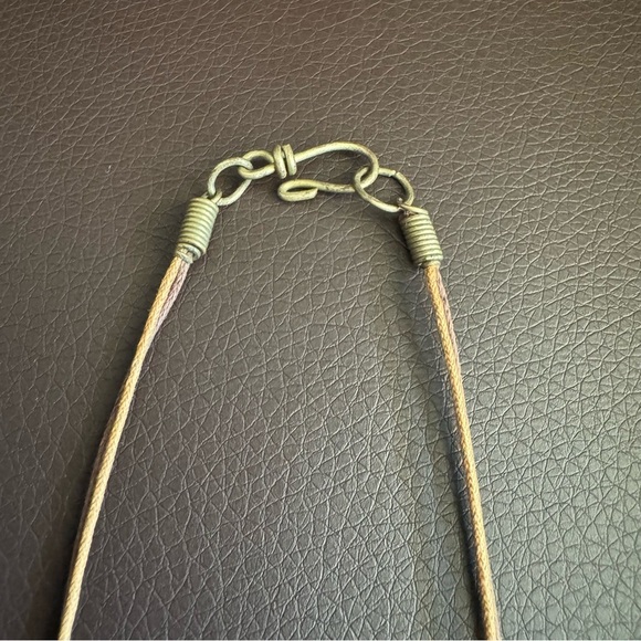 Elegant Red and Silver Beaded Necklace - Picture 6 of 7